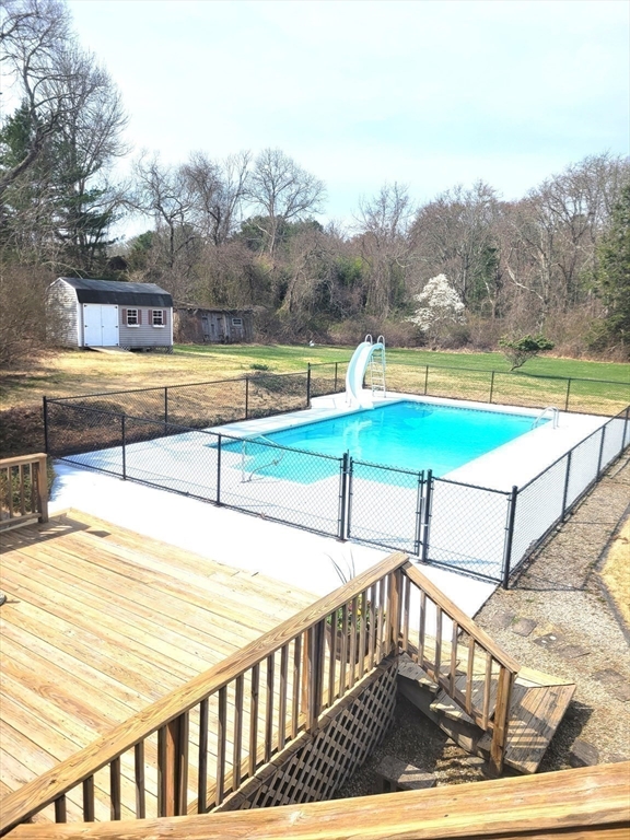 504 Chase Road Dartmouth, MA 02747 - Photo 17 of 18 Gallery Image 17