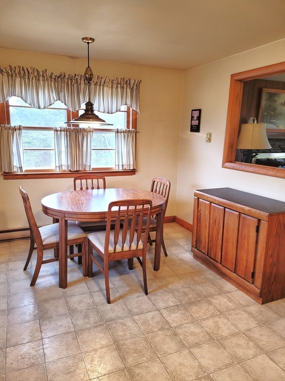 504 Chase Road Dartmouth, MA 02747 - Photo 3 of 18 Gallery Image 3