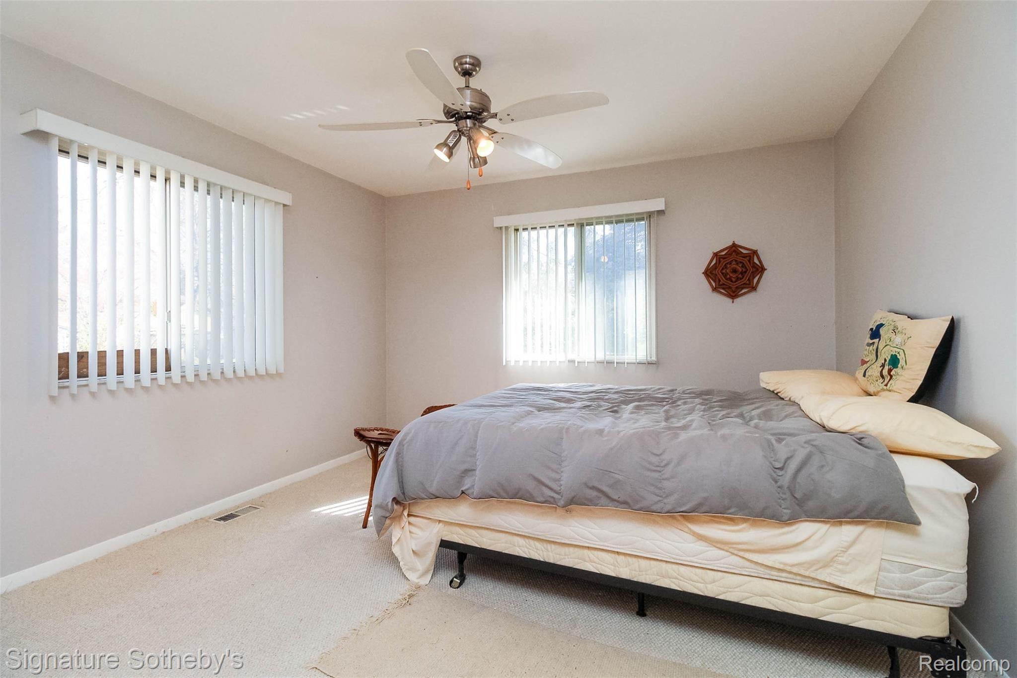 43 South Avery Road Waterford, MI 48328 - Photo 20 of 39 15.jpg