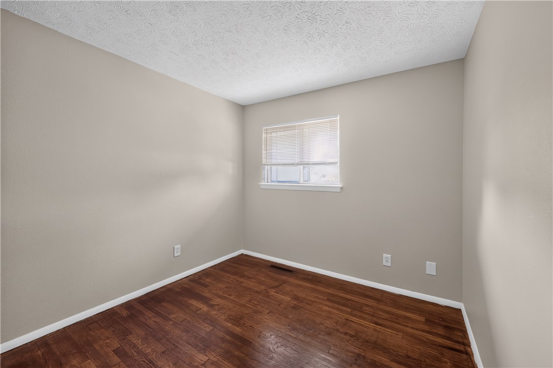 2800 East Stroop Road Kettering, OH 45440 - Photo 16 of 31
