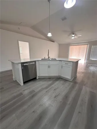 $1,900 | 40 Willow Run, Ocala, FL 34472