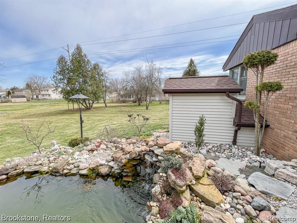 8335 Fenton Road Grand Blanc, MI 48439 - Photo 10 of 53 HardyMediaCompany-6331.jpg