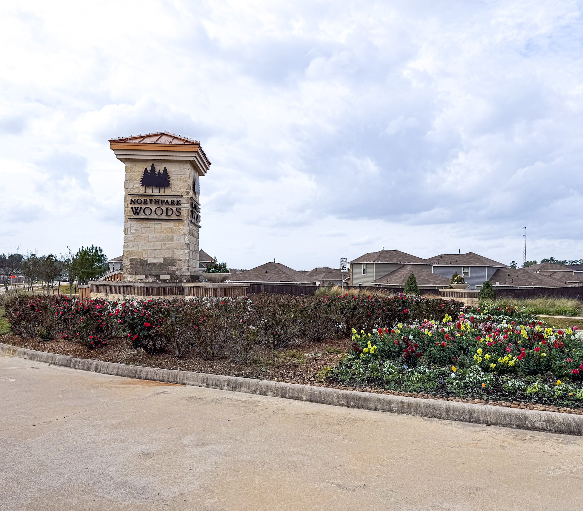 19623 Cat Spruce Court Porter, TX 77365 - Photo 29 of 31 Subdivisión Entrance