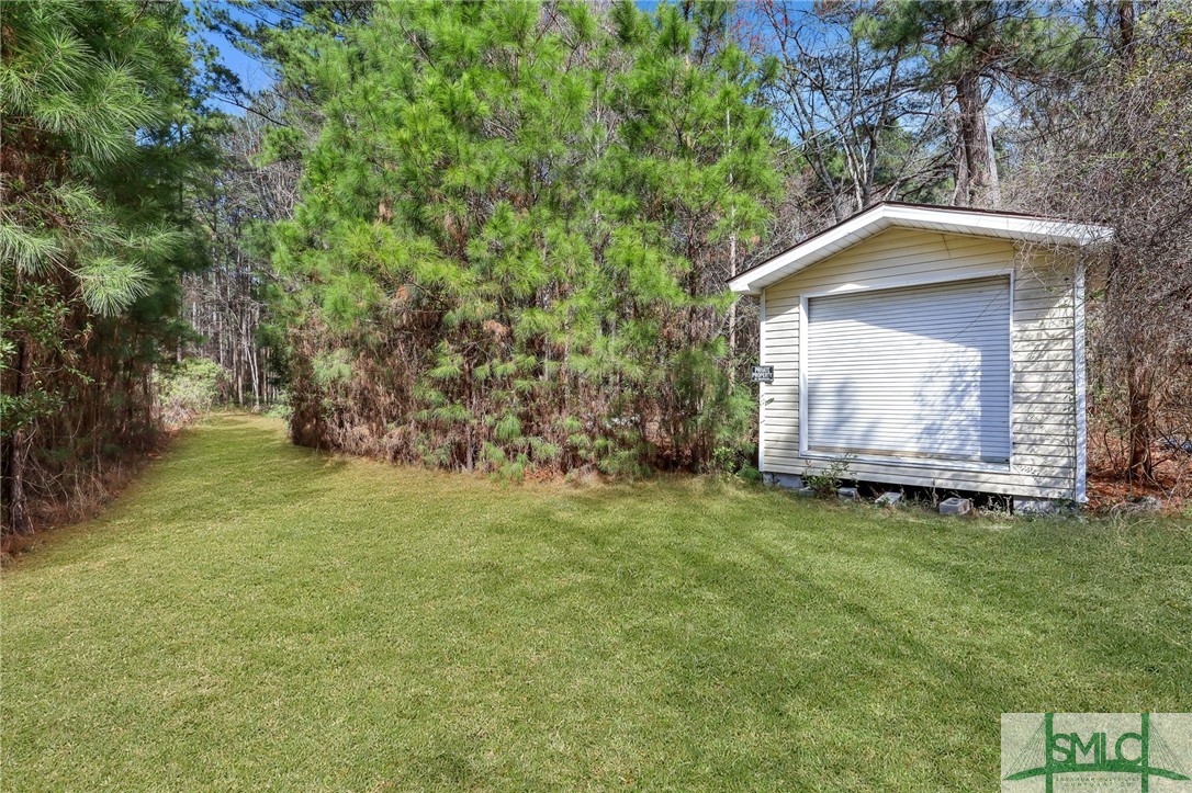 348 Blandford Road Rincon, GA 31326 - Photo 24 of 25 Garage