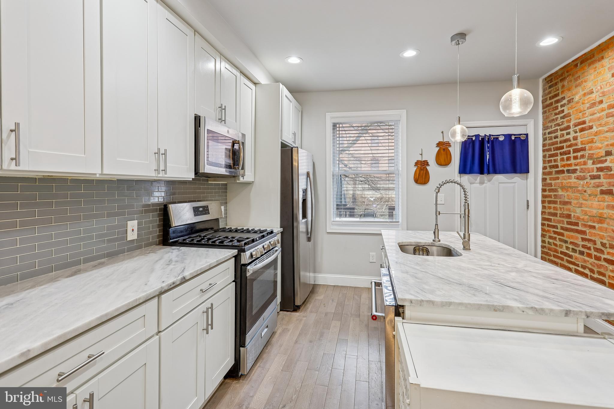 606 South Lehigh Street Baltimore, MD 21224 - Photo 12 of 36