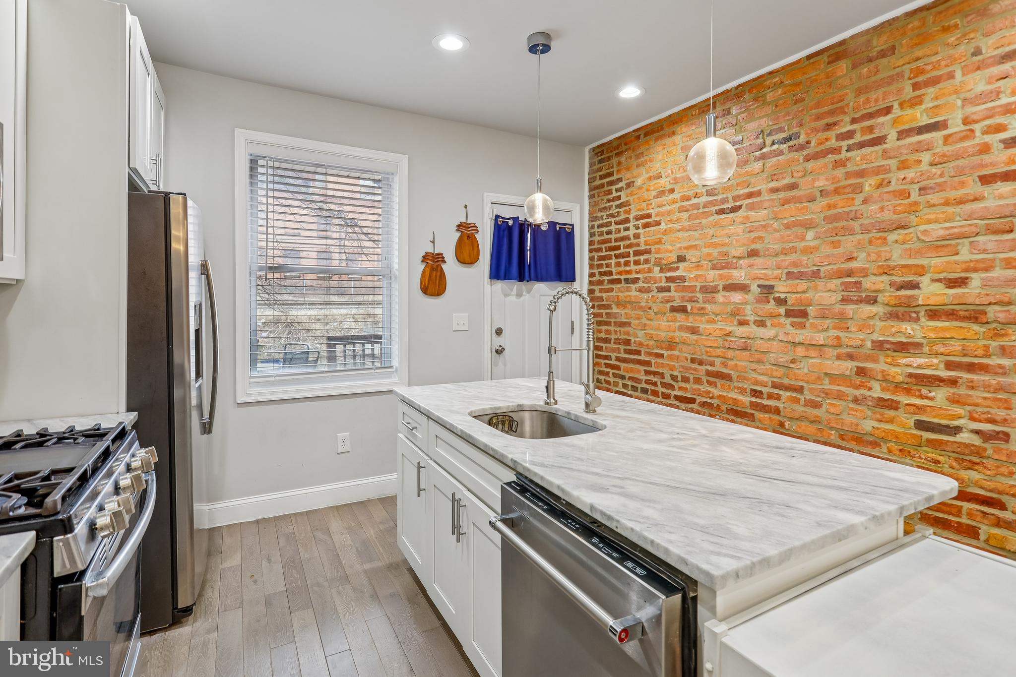 606 South Lehigh Street Baltimore, MD 21224 - Photo 13 of 36