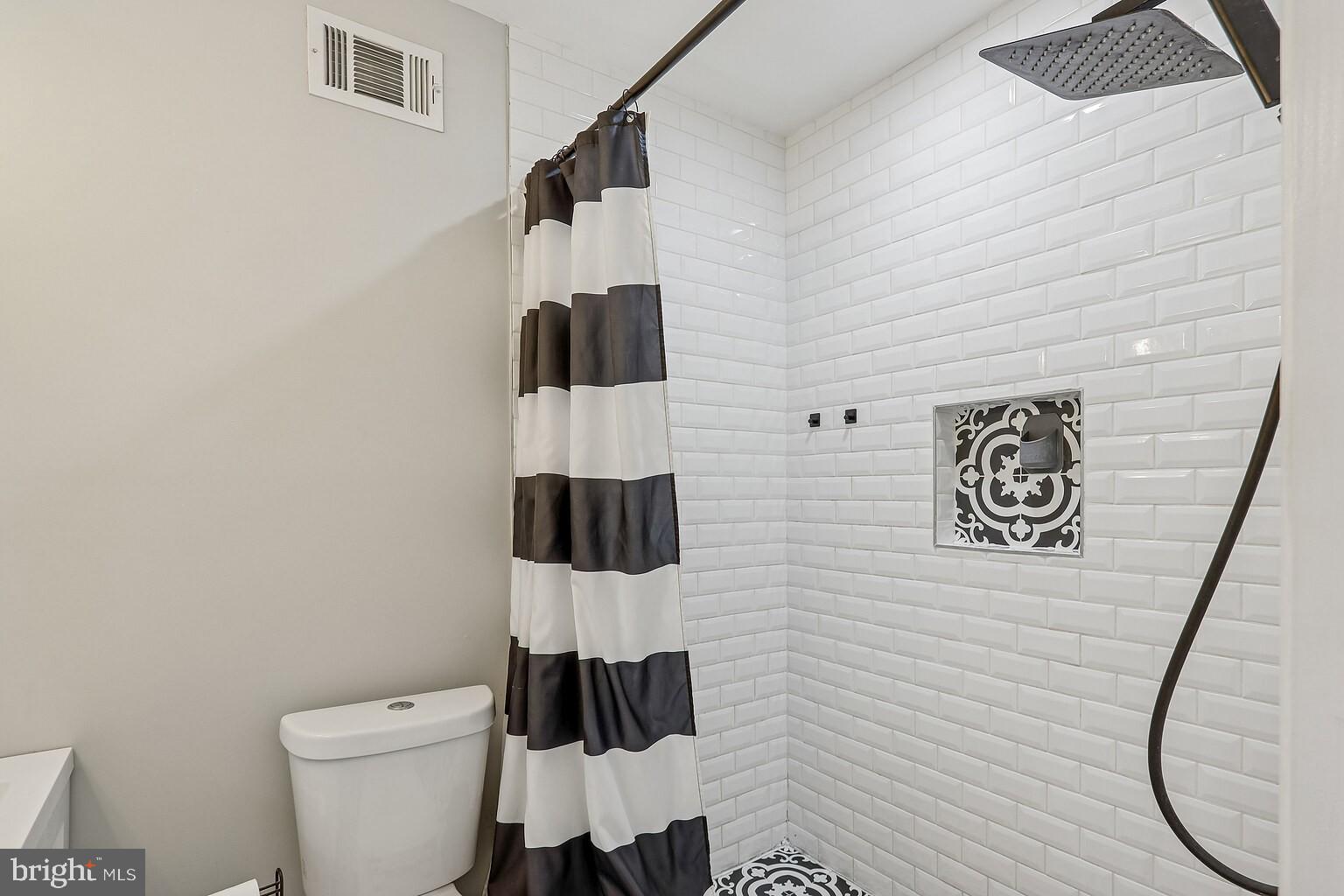 606 South Lehigh Street Baltimore, MD 21224 - Photo 18 of 36