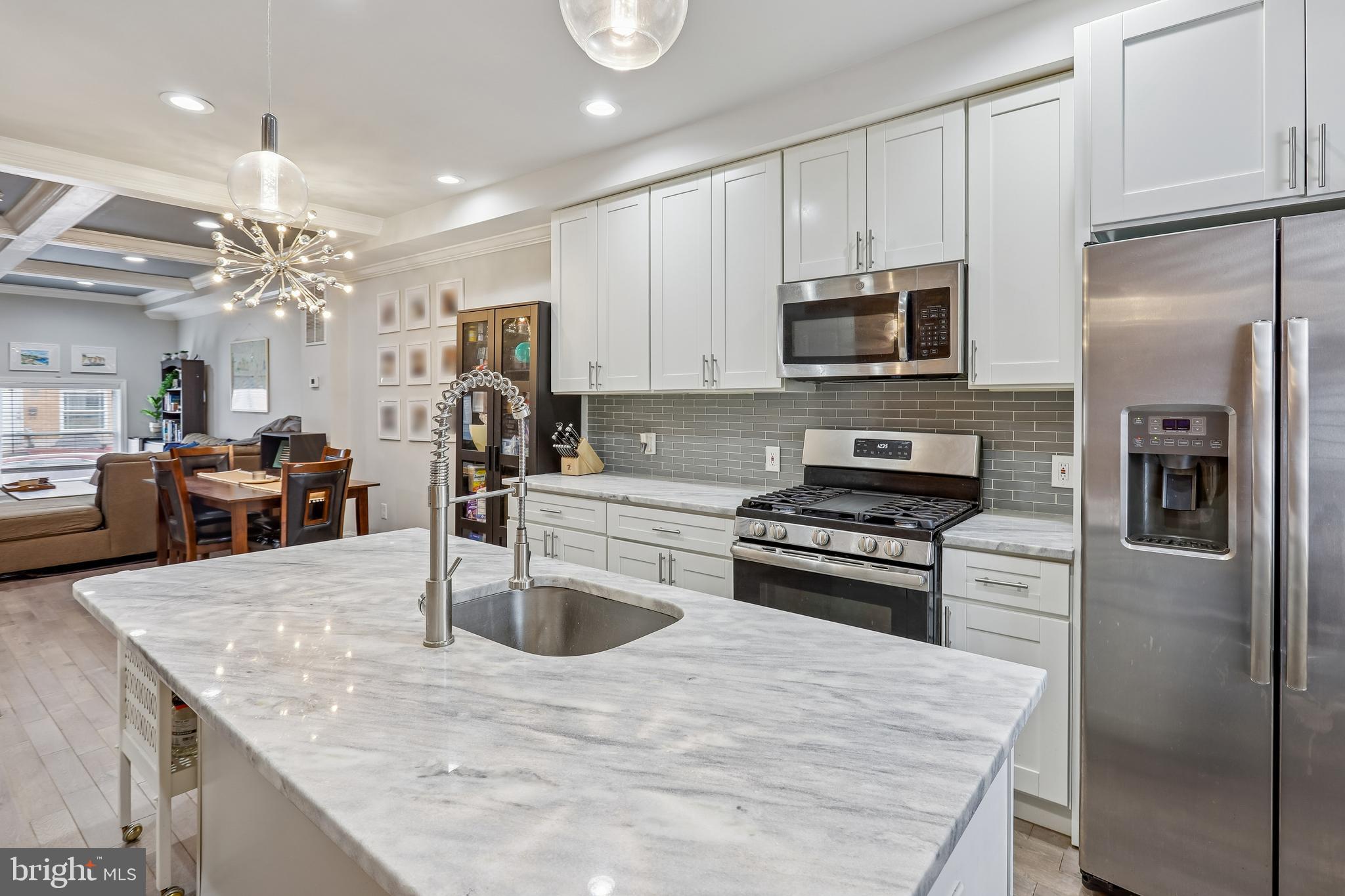 606 South Lehigh Street Baltimore, MD 21224 - Photo 4 of 36