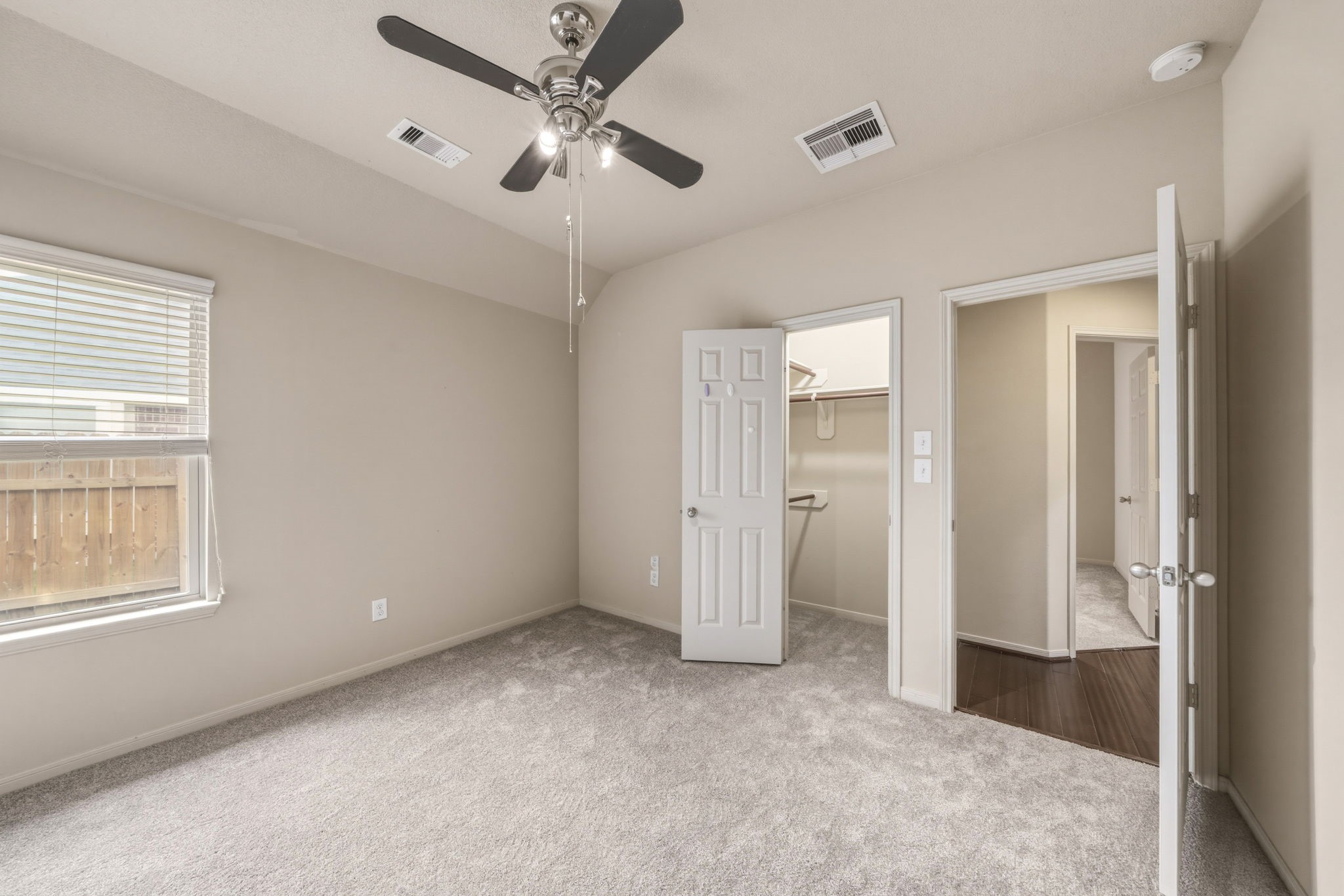 15919 Walnut Shores Drive Houston, TX 77044 - Photo 25 of 36