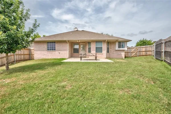 $2,095 | 4857 Eagle Trace Drive, Fort Worth, TX 76244