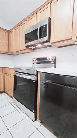 $2,095 | 4857 Eagle Trace Drive, Fort Worth, TX 76244