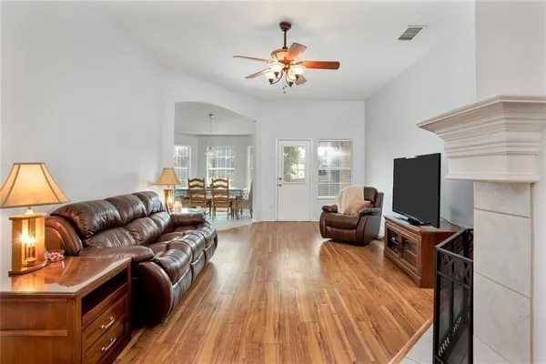 $2,095 | 4857 Eagle Trace Drive, Fort Worth, TX 76244