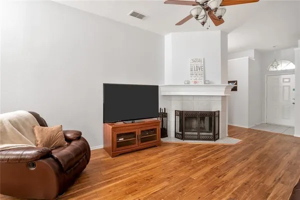 $2,095 | 4857 Eagle Trace Drive, Fort Worth, TX 76244