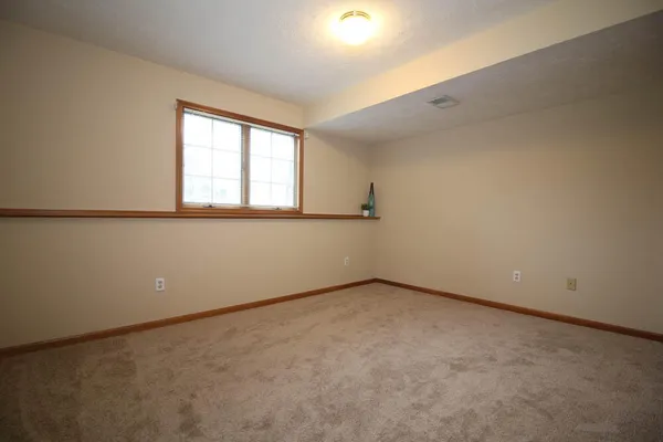 $289,900 | 2941 Parkside Drive, Unit 88, Jenison, MI 49428