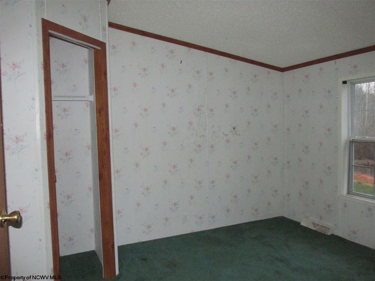 1746 Snowbird Road West Union, WV 26456 - Photo 9 of 16 Gallery Image 9