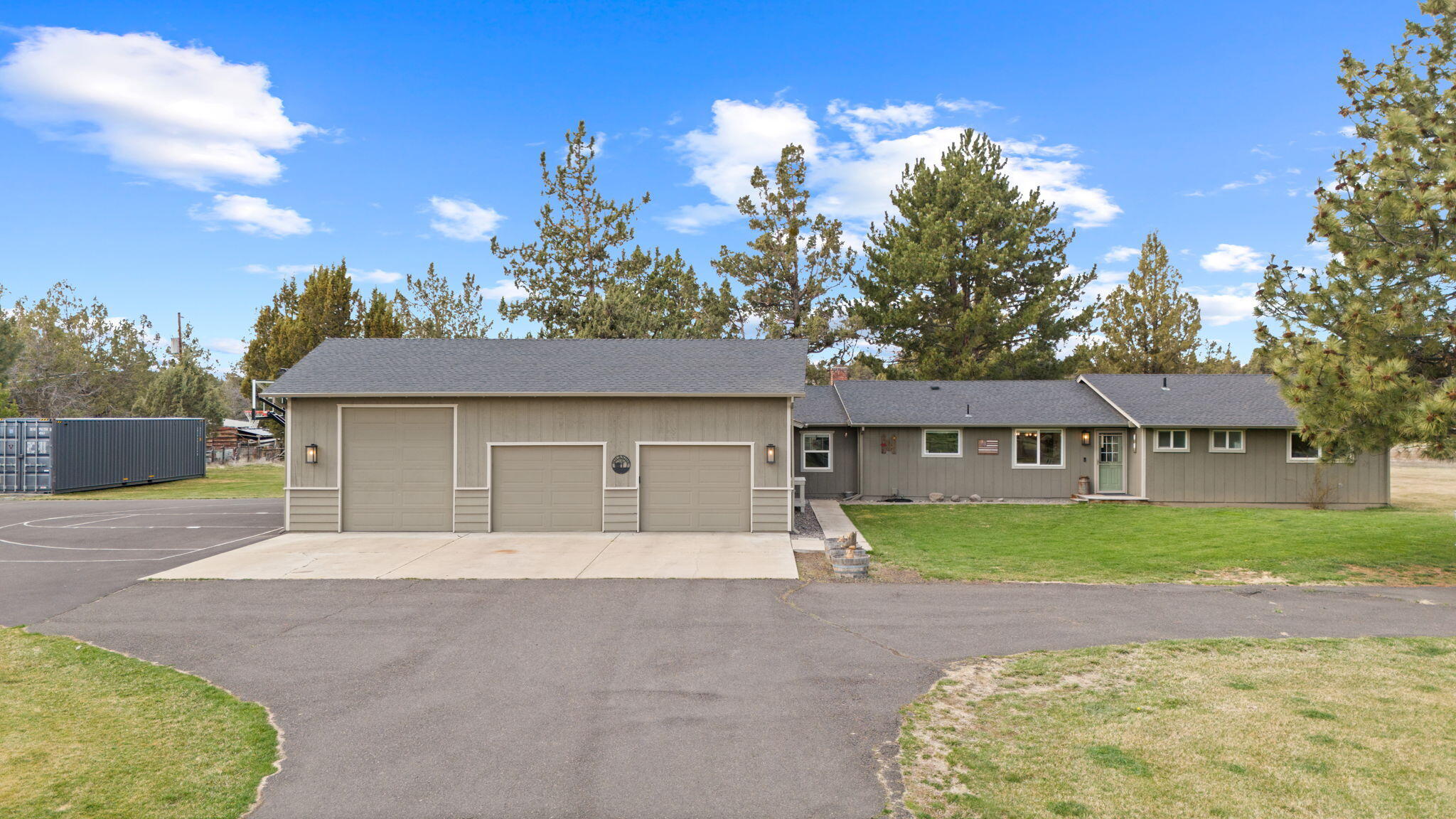 62315 Deer Trail Road Bend, OR 97701 - Photo 4 of 60 104-web-or-mls-Riley Visuals-104