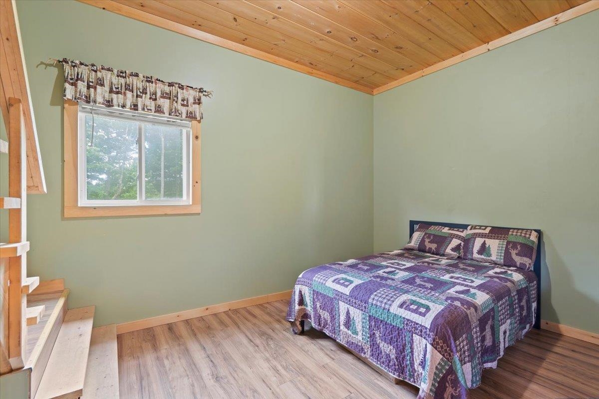 1882 Woodchuck Hollow Road Washington, VT 05675 - Photo 23 of 58