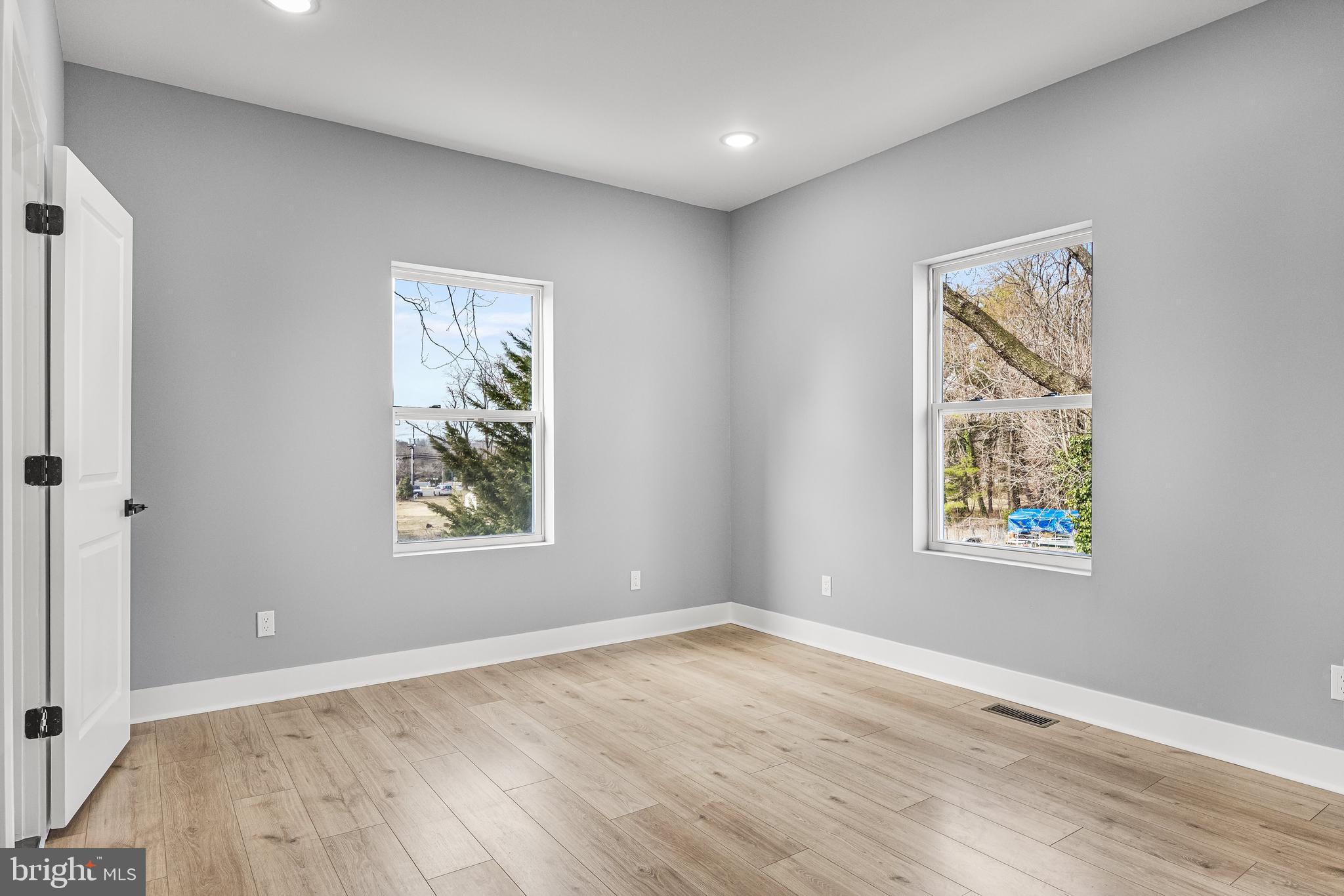 29 Center Street Moorestown, NJ 08057 - Photo 28 of 37
