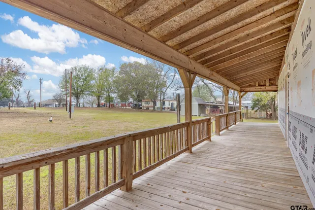 a view of a outdoor space