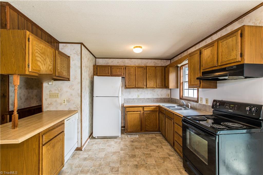 764 Will Boone Road Mocksville, NC 27028 - Photo 10 of 23 Gallery Image 10