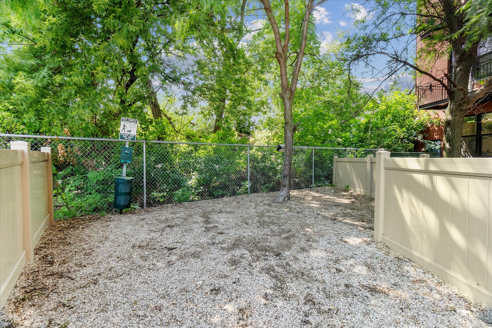 2323 West Pershing Road, Unit 212 Chicago, IL 60609 - Photo 20 of 23 Gallery Image 20