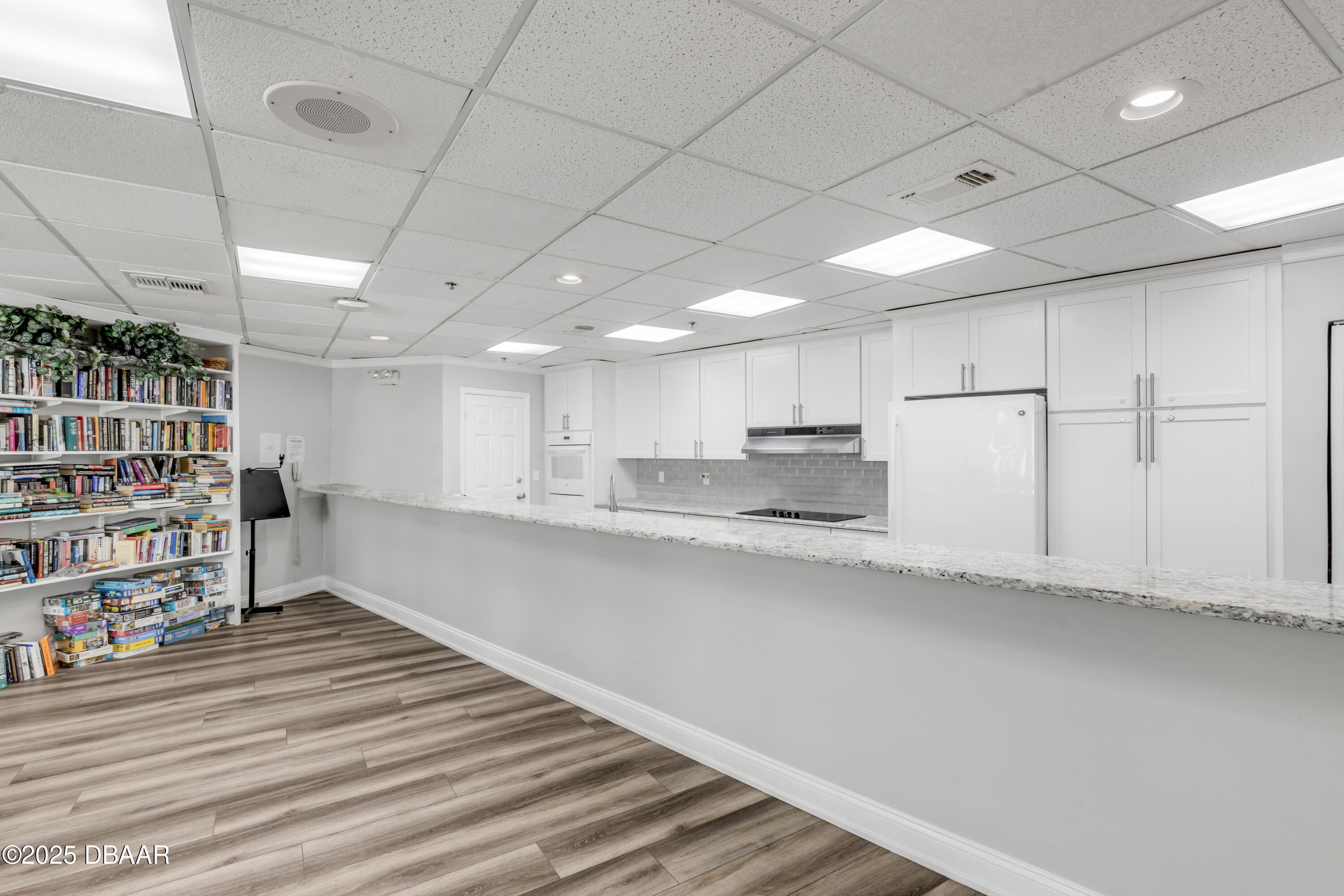 4575 South Atlantic Avenue, Unit 6502 Ponce Inlet, FL 32127 - Photo 67 of 80 Comm Kitchen.3