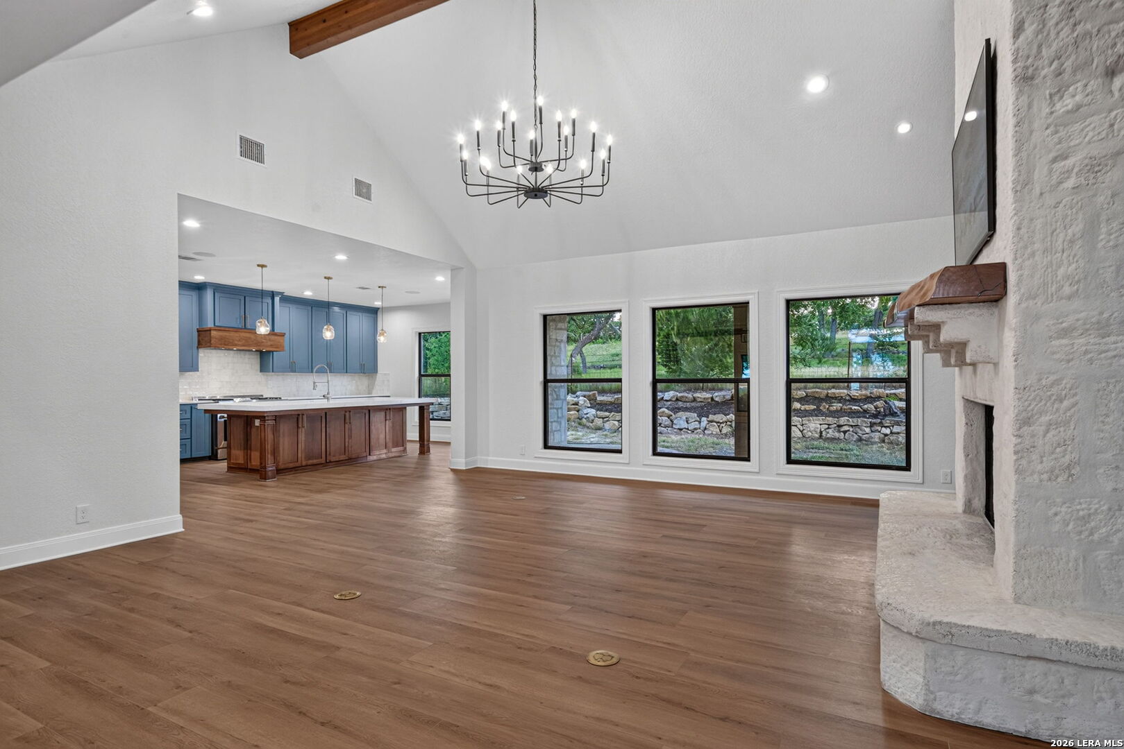 130 Spring Hill Road Boerne, TX 78006 - Photo 7 of 32