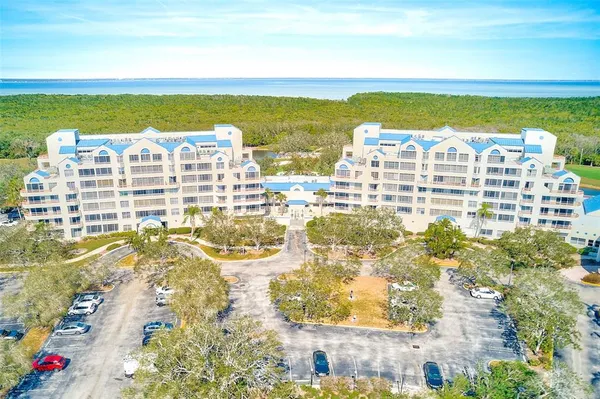 $1,550 | 2333 Feather Sound Drive, Unit B406, Clearwater, FL 33762