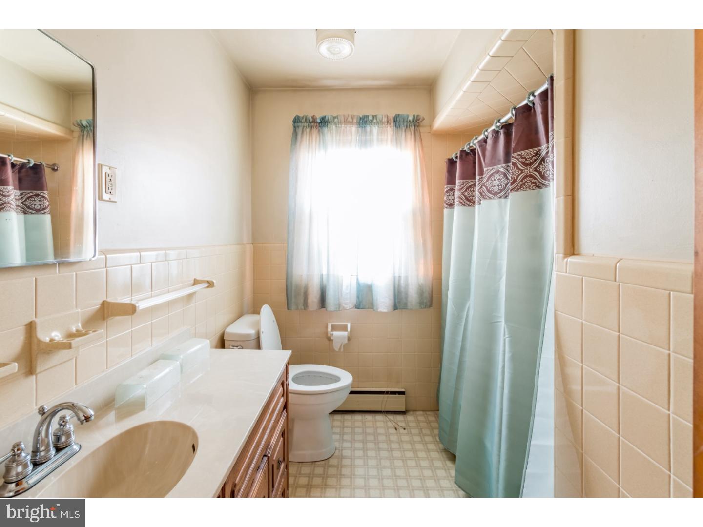 219 North Union Road Hammonton, NJ 08037 - Photo 17 of 22 Bathroom