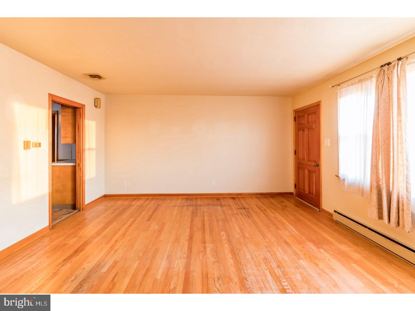 219 North Union Road Hammonton, NJ 08037 - Photo 7 of 22 Living Room