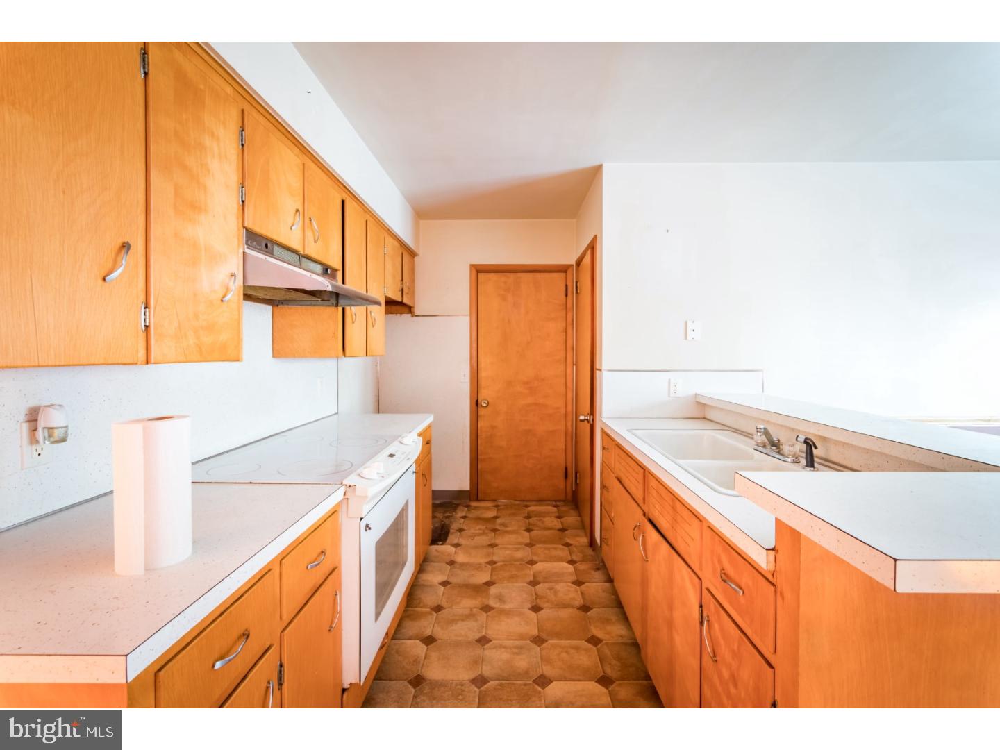 219 North Union Road Hammonton, NJ 08037 - Photo 8 of 22 Kitchen