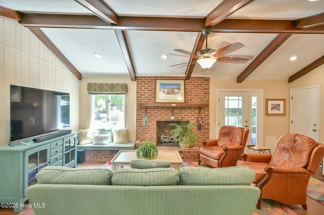 $650,000 | 250 Ray's Drive, Apex, NC 27523