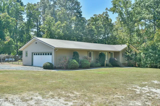 $650,000 | 250 Ray's Drive, Apex, NC 27523