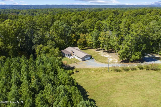 $650,000 | 250 Ray's Drive, Apex, NC 27523