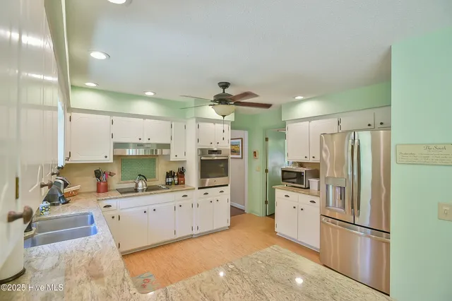 $650,000 | 250 Ray's Drive, Apex, NC 27523