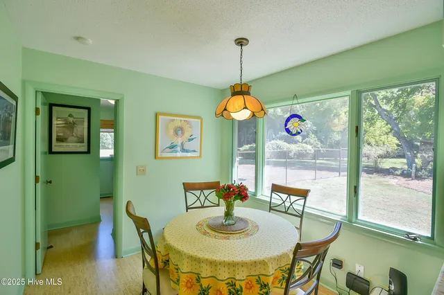 $650,000 | 250 Ray's Drive, Apex, NC 27523