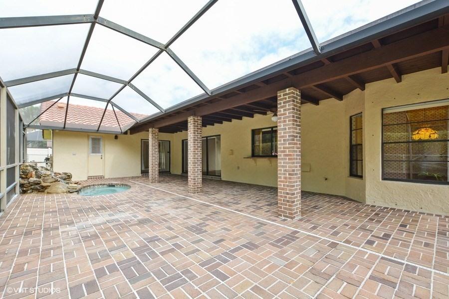 3915 Northwest 27th Avenue Boca Raton, FL 33434 - Photo 16 of 17 Patio