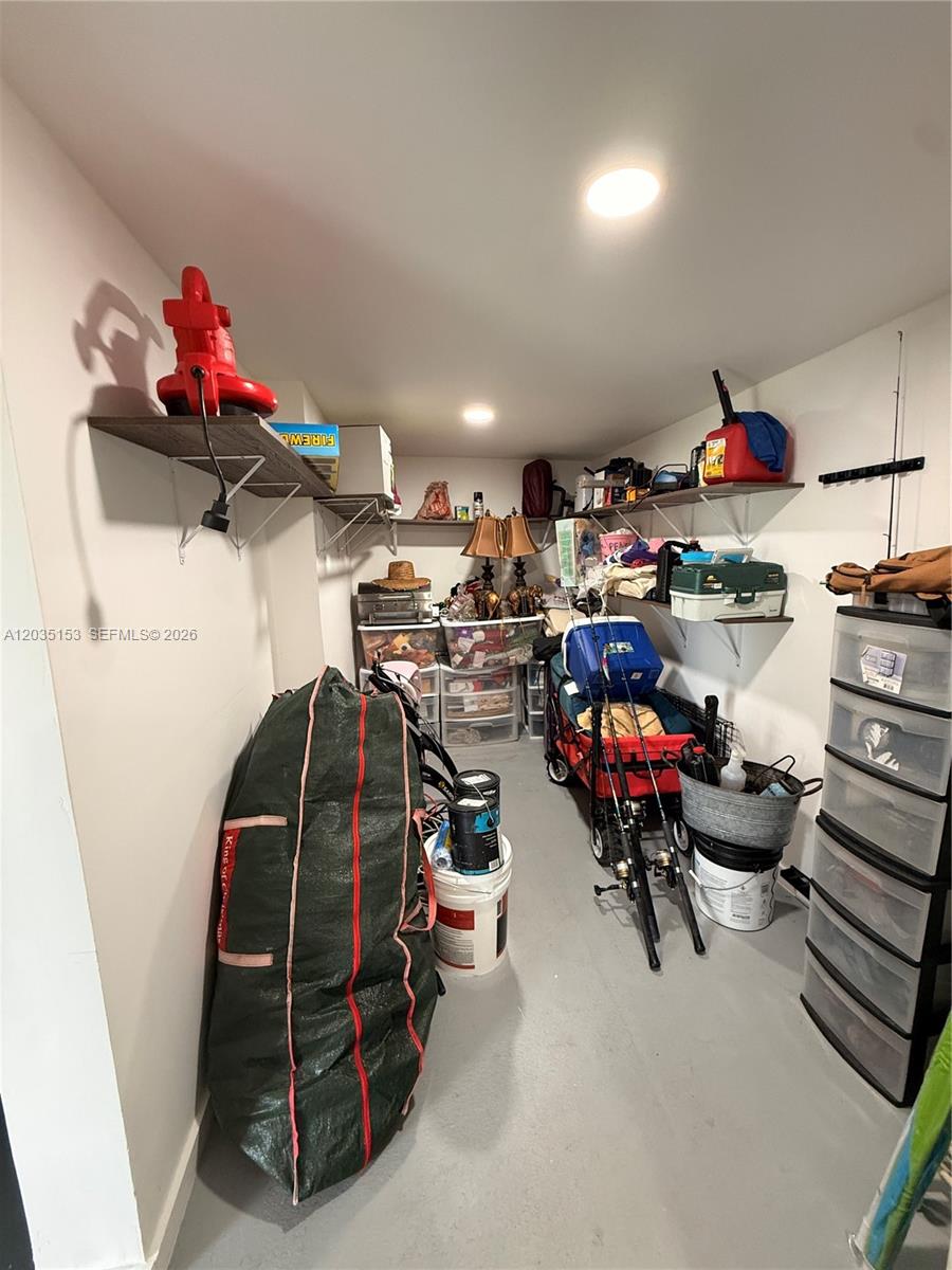 10000 Southwest 43rd Street Miami, FL 33165 - Photo 19 of 21