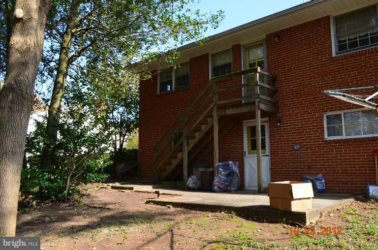 5300 Kepler Lane Springfield, VA 22151 - Photo 3 of 3 Exterior (Rear)