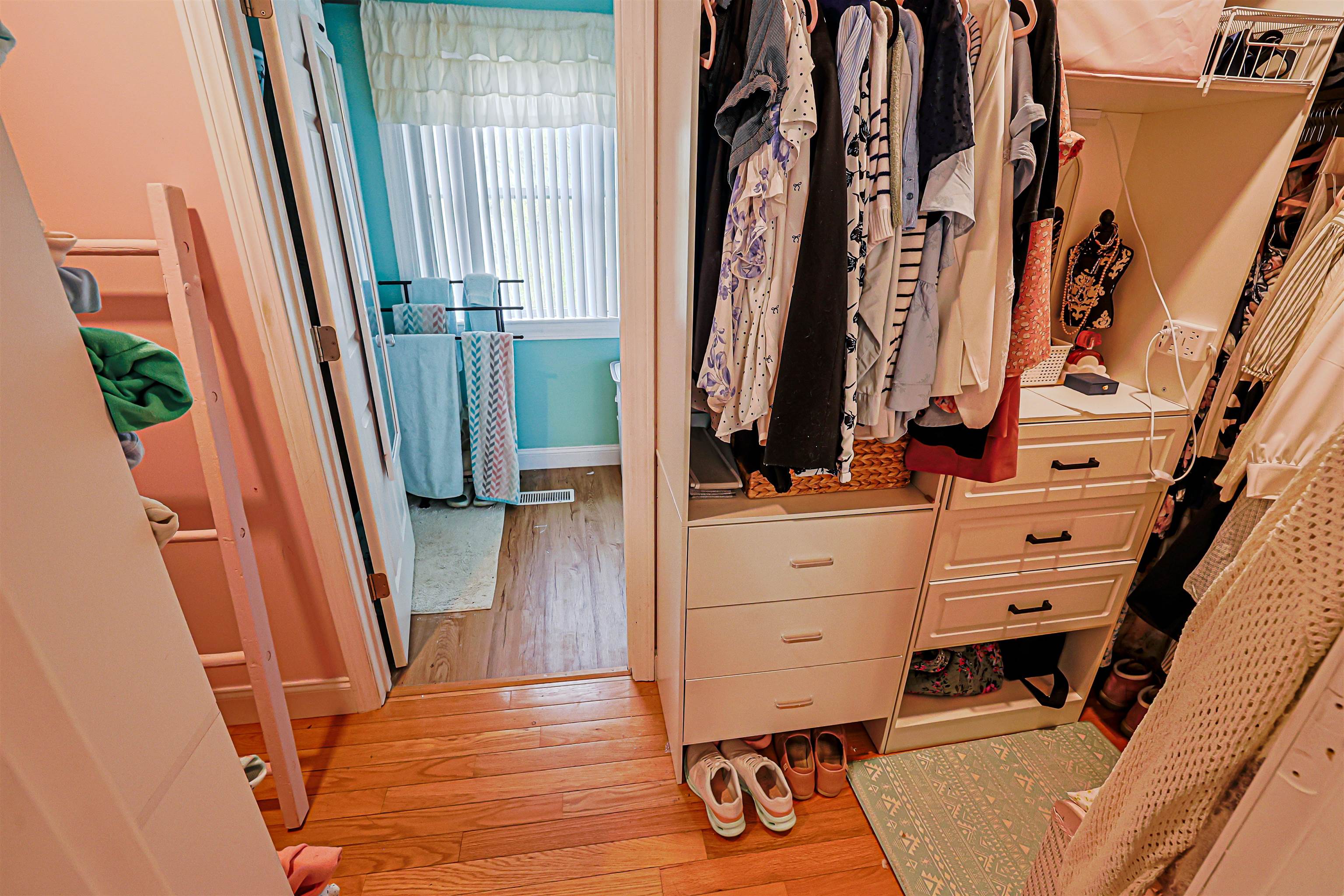 80 Hovey Road Londonderry, NH 03053 - Photo 23 of 30 Gallery Image 23