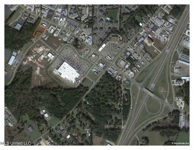 $675,000 | 0 Byram Parkway, Byram, MS 39272