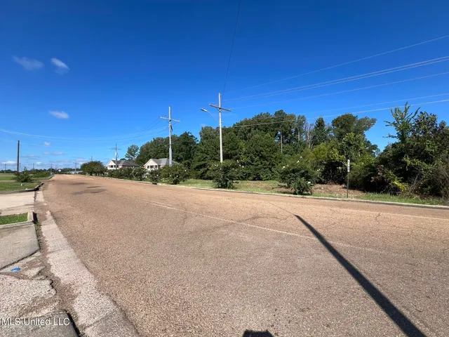 $675,000 | 0 Byram Parkway, Byram, MS 39272