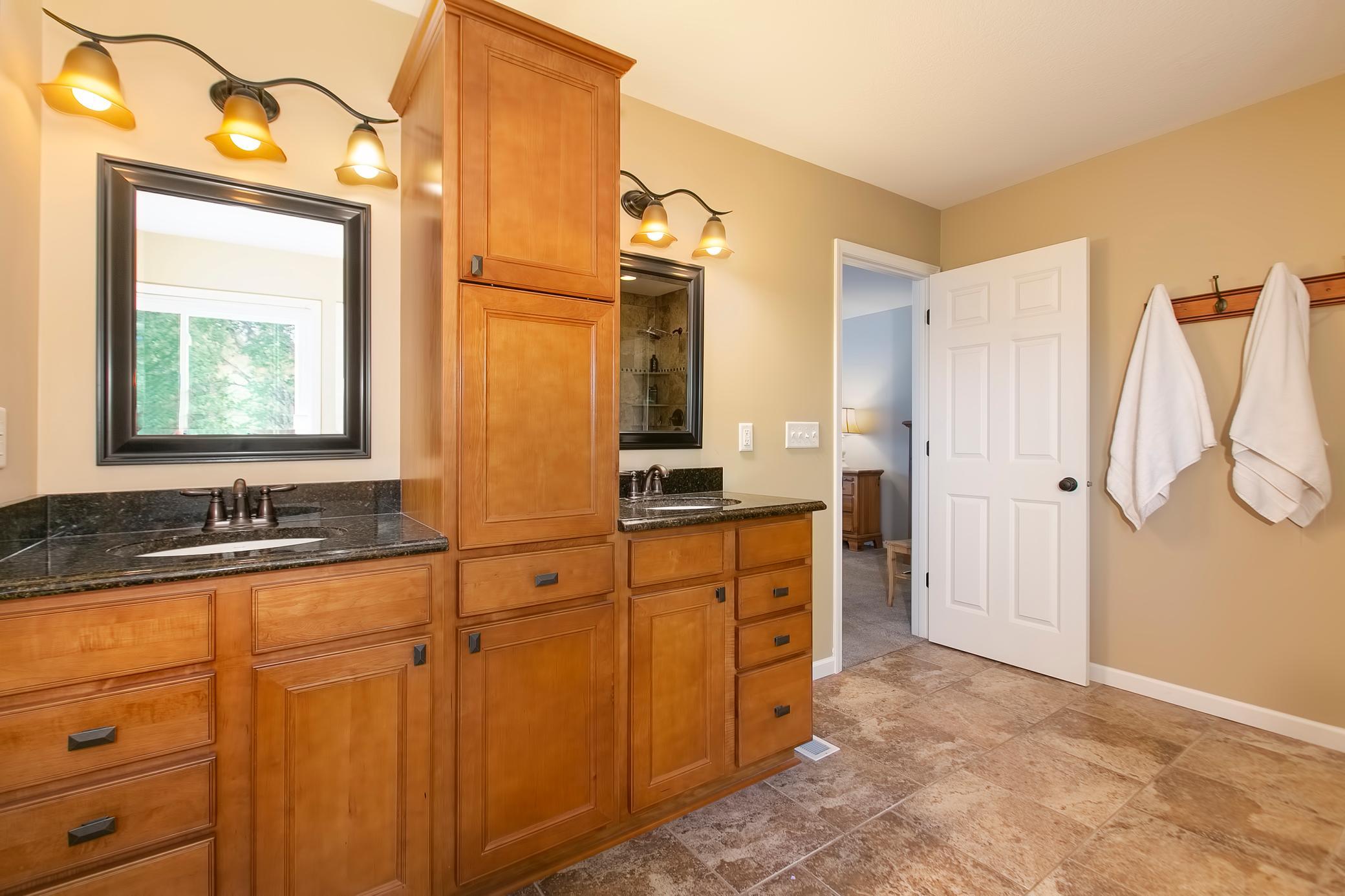 11972 Waterford Road Eden Prairie, MN 55347 - Photo 20 of 38 Gallery Image 20