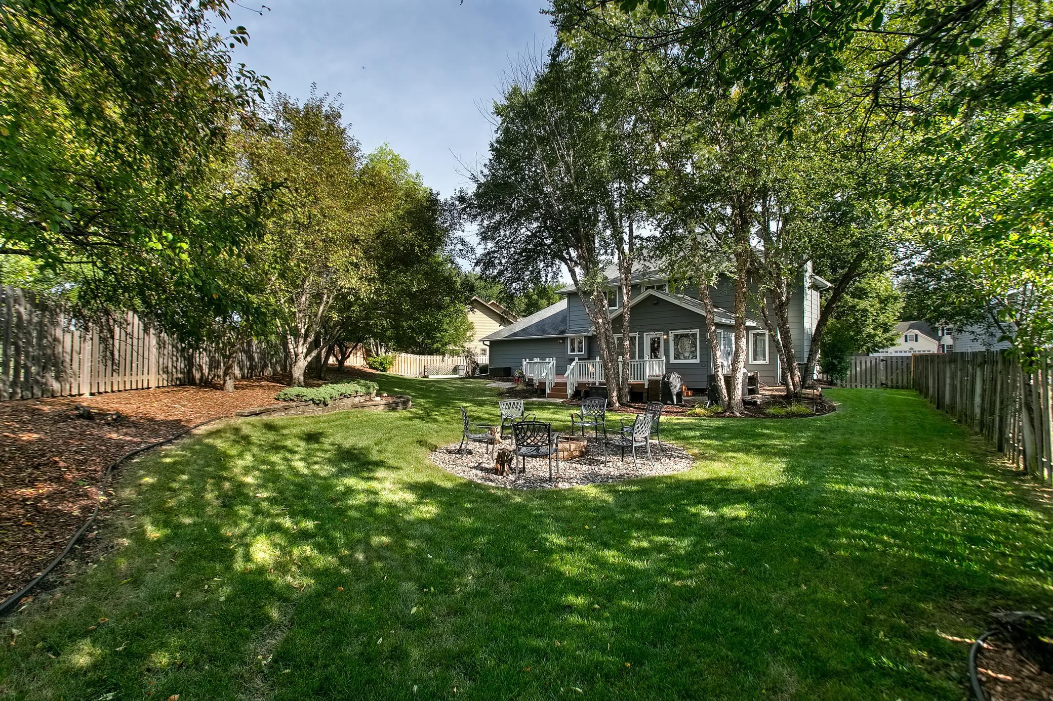11972 Waterford Road Eden Prairie, MN 55347 - Photo 37 of 38 Gallery Image 37