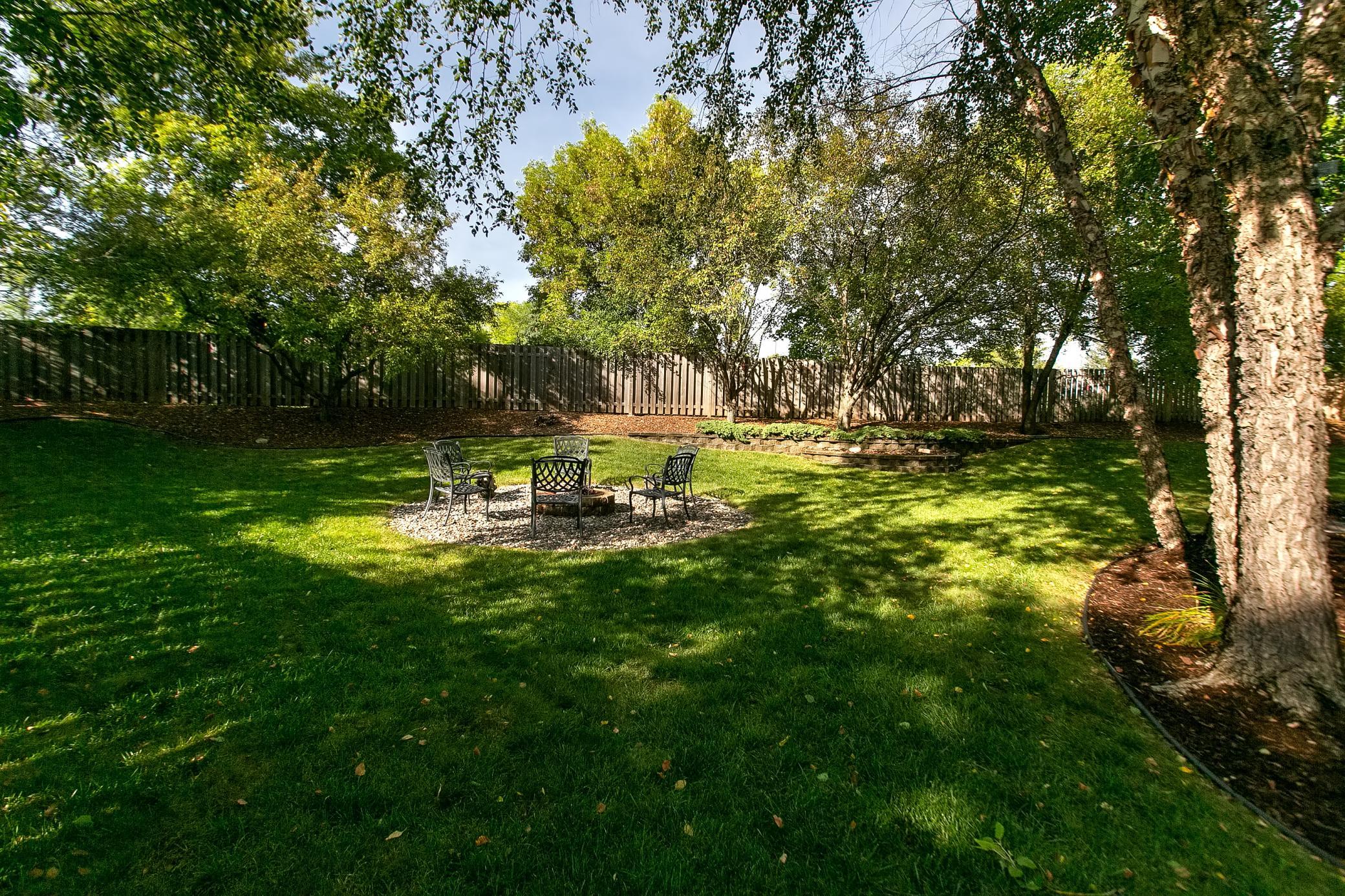 11972 Waterford Road Eden Prairie, MN 55347 - Photo 38 of 38 Gallery Image 38