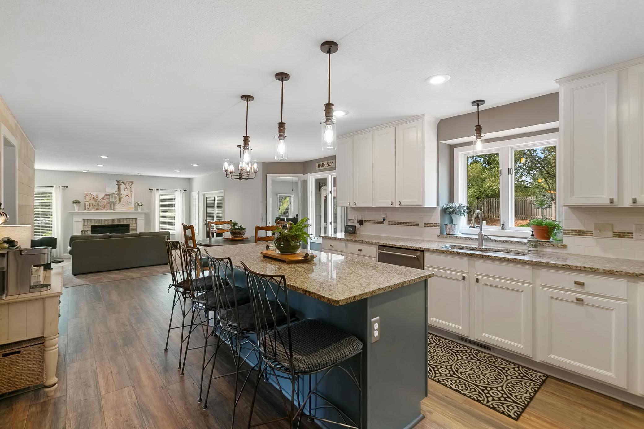11972 Waterford Road Eden Prairie, MN 55347 - Photo 6 of 38 Gallery Image 6