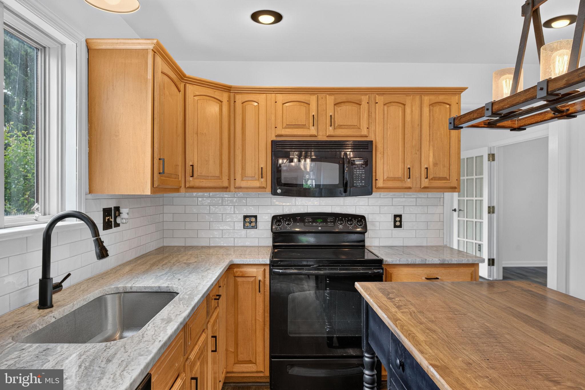 5 Village Drive Lititz, PA 17543 - Photo 13 of 62