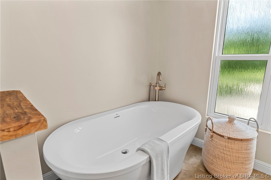 2904 North Rykers Ridge Road Madison, IN 47250 - Photo 47 of 61 Bathroom 2