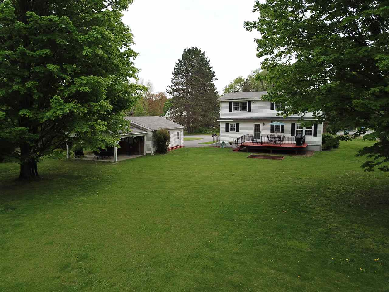 70 Meadowbrook Road Brattleboro, VT 05301 - Photo 14 of 37