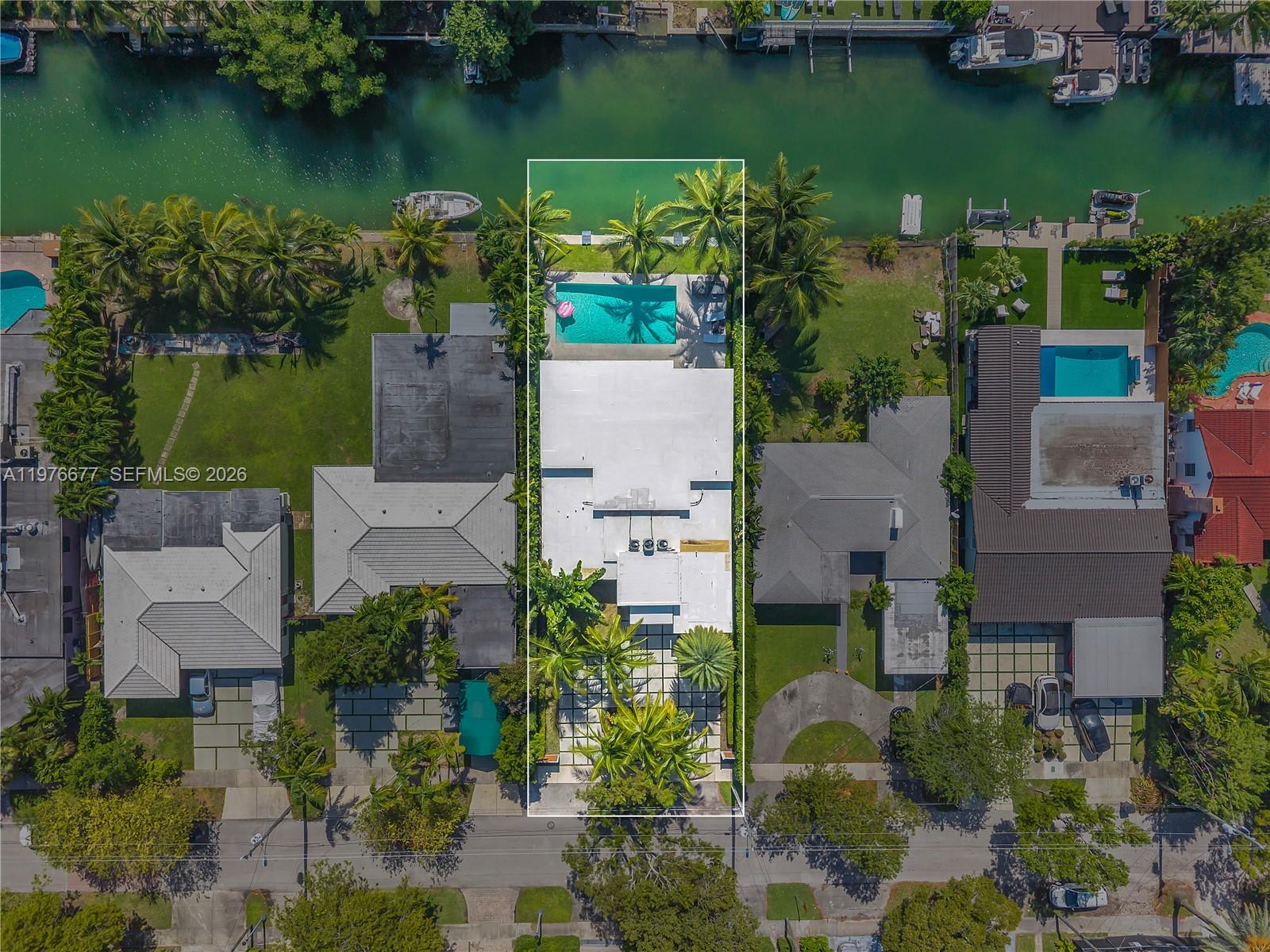 1540 Cleveland Road Miami Beach, FL 33141 - Photo 21 of 26